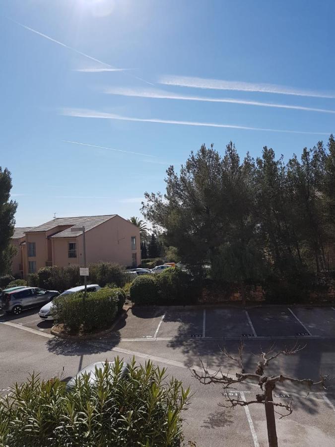 T2 Bandol Ideal Vacances 2 Etoiles Экстерьер фото